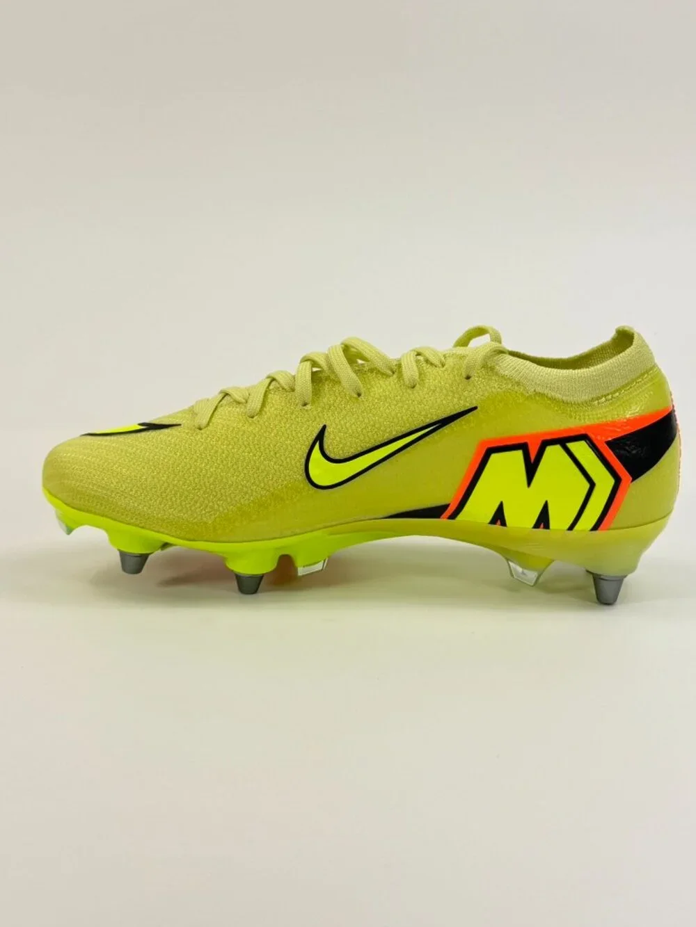 Nike Mercurial Vapor 16 Elite SG-Pro  Volt  HJ2454-300 Soccer size 5 M / 6.5 W